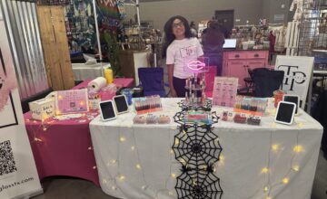 Meet Toni, a dedicated young entrepreneur from Austin, TX, who turned her passion for creativity into a successful lip gloss business! Learn how she perfected her formula, balanced school and business, and built her brand with determination and family support.