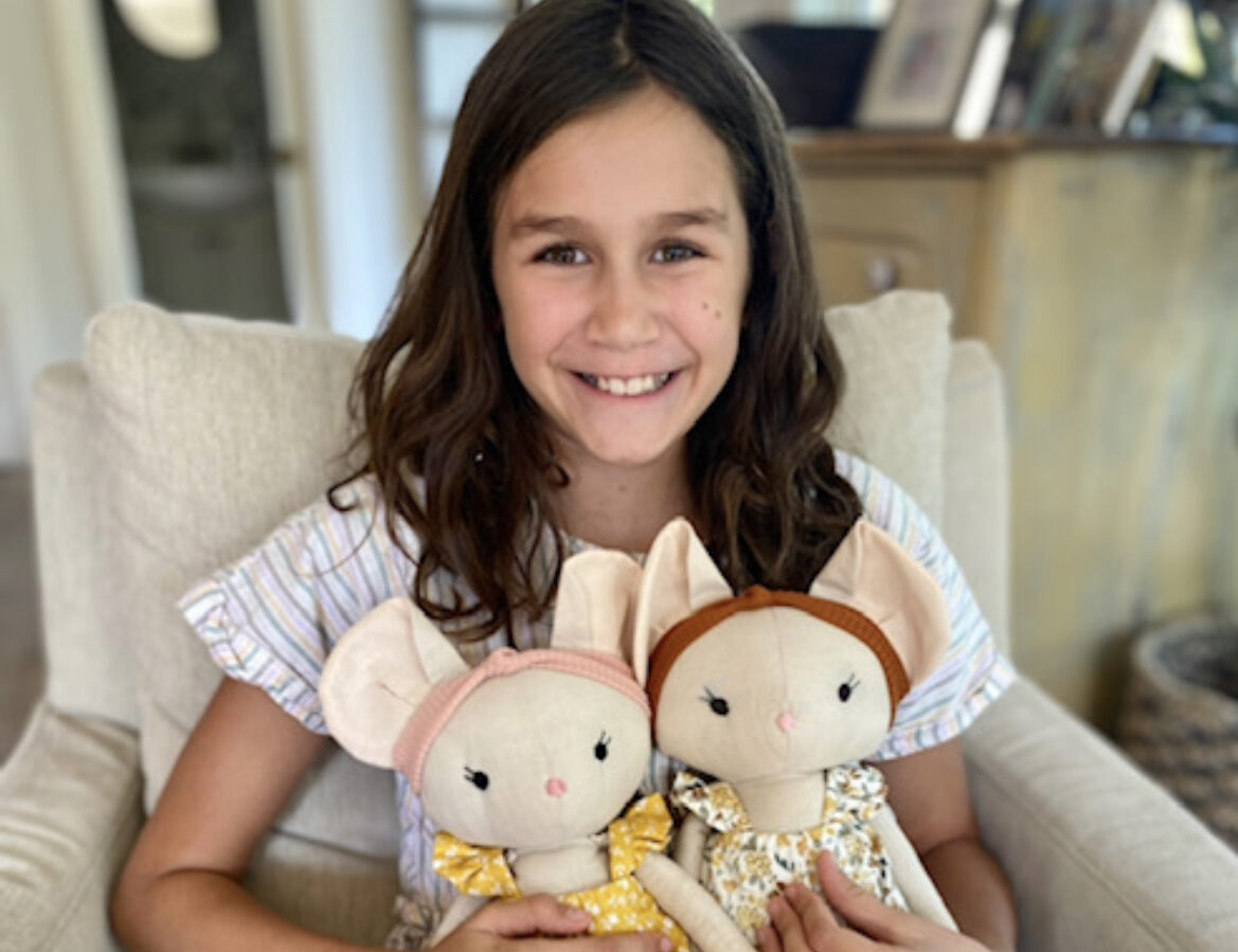 Layla & Rose Handmade Congratulations to Layla Wardlaw on being awarded a $500 scholarship to invest in her business, Layla & Rose Handmade!
