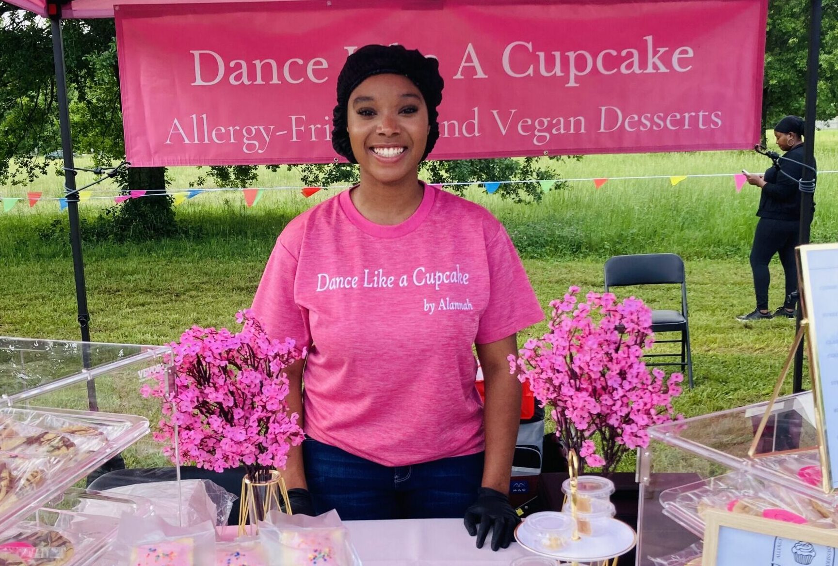 Alannah is the owner of Dance Like a Cupcake and specializes in baking vegan treats. She has built up an amazing business and social media presence!